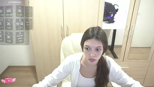 Snapshot of Billly1Love chatting on October 2, 11:56 pm Billly1Love online show from October 2, 11:56 pm