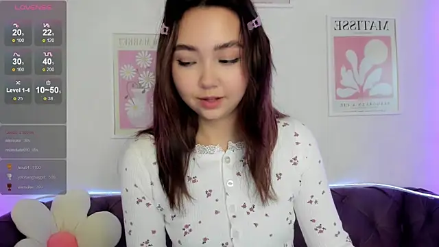 Snapshot of Fluffy_Rose chatting on January 18, 4:37 am Fluffy Rose online show from January 18, 4:37 am