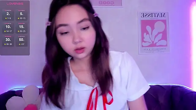 Snapshot of Fluffy_Rose chatting on January 20, 8:19 am Fluffy Rose online show from January 20, 8:19 am