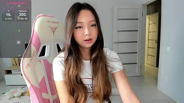 Fluffy Rose online show from July 28, 1:23 am