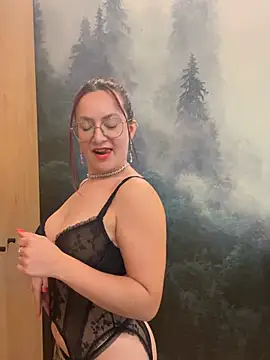 Snapshot of ladoucedu34 chatting on July 6, 3:47 pm ladoucedu34 online show from July 6, 3:47 pm