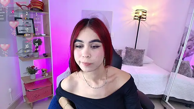 Snapshot of gabriiellaa__ chatting on February 3, 7:52 pm gabriiellaa online show from February 3, 7:52 pm