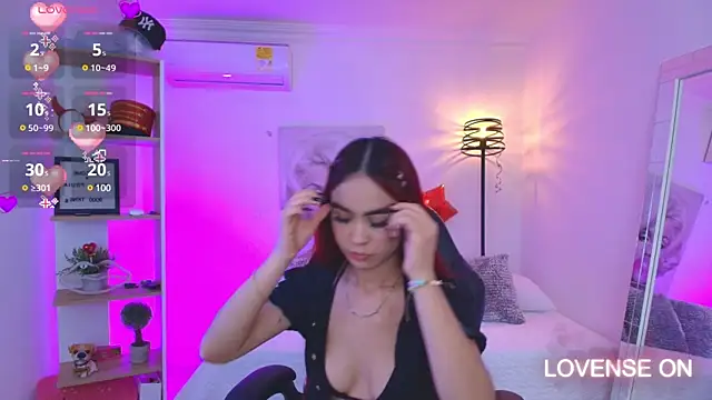 Snapshot of gabriiellaa__ chatting on March 5, 8:00 pm gabriiellaa online show from March 5, 8:00 pm