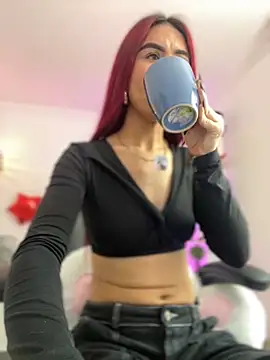 Snapshot of gabriiellaa__ chatting on March 18, 7:31 pm gabriiellaa online show from March 18, 7:31 pm