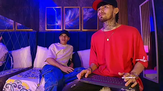 Snapshot of Brutal_Sex_Fucking chatting on January 18, 9:51 pm Brutal Sex Fucking online show from January 18, 9:51 pm