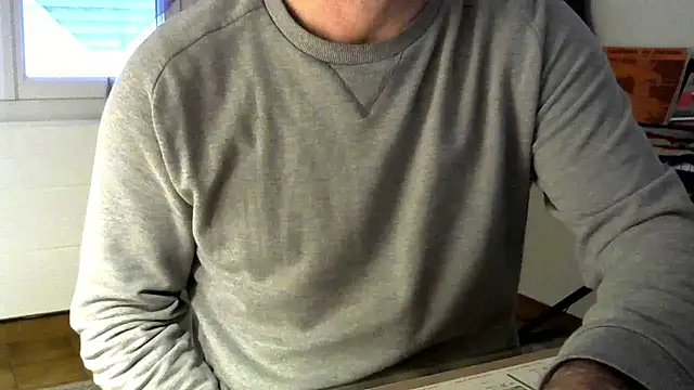 Snapshot of pikachu161616 chatting on December 7, 8:44 am pikachu161616 online show from December 7, 8:44 am