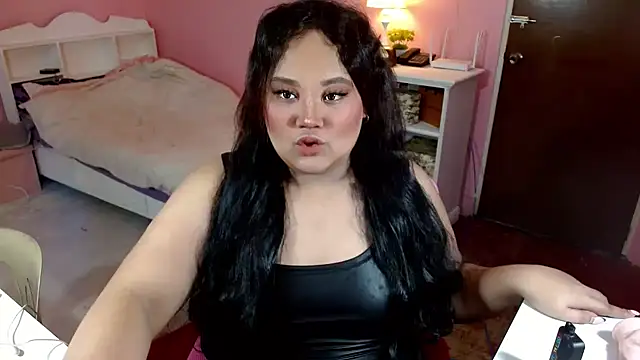 GiannaLopezSmith online show from September 22, 6:32 pm