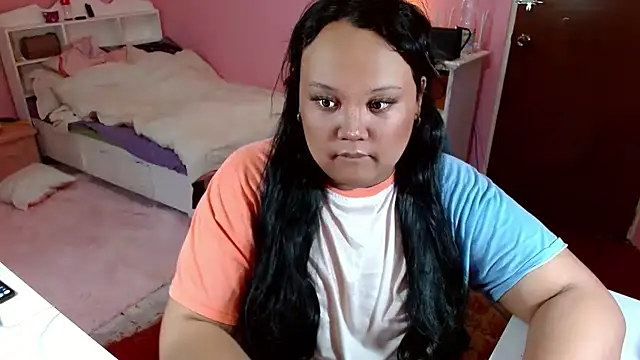 GiannaLopezSmith online show from October 8, 2:58 pm