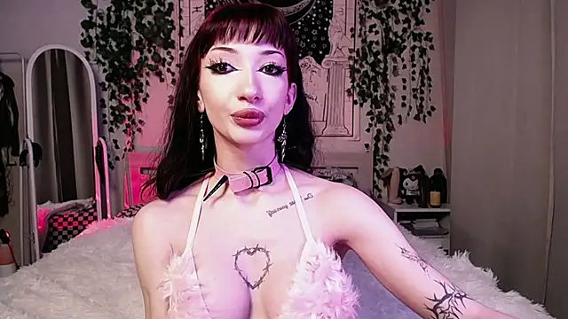 Snapshot of Marcellean chatting on January 4, 3:29 am Marcellean online show from January 4, 3:29 am