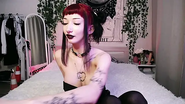 Snapshot of Marcellean chatting on February 9, 4:36 am Marcellean online show from February 9, 4:36 am