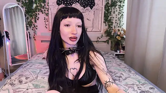 Snapshot of Marcellean chatting on March 16, 7:26 am Marcellean online show from March 16, 7:26 am