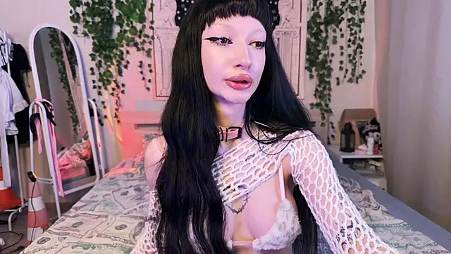 Snapshot of Marcellean chatting on March 21, 5:21 am Marcellean online show from March 21, 5:21 am