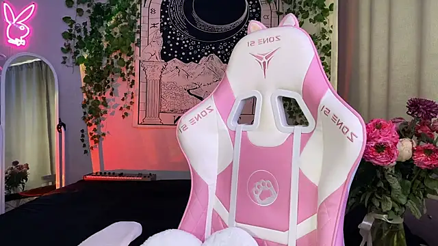 Snapshot of Marcellean chatting on September 16, 7:31 am Marcellean online show from September 16, 7:31 am