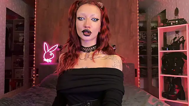 Snapshot of Marcellean chatting on October 4, 10:30 pm Marcellean online show from October 4, 10:30 pm