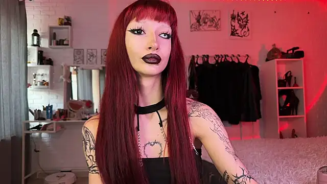 Snapshot of Marcellean chatting on October 18, 5:43 am Marcellean online show from October 18, 5:43 am