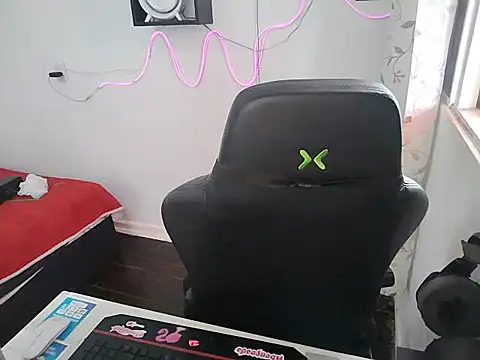 morenaindiaofc online show from November 25, 6:08 pm