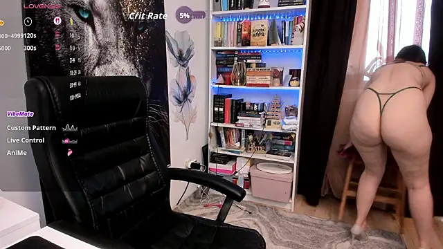 Snapshot of CrissNight chatting on February 15, 9:30 am CrissNight online show from February 15, 9:30 am