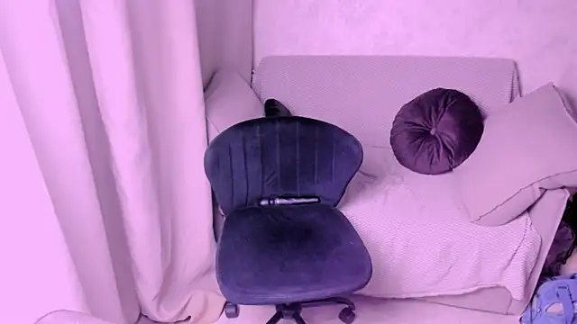 Snapshot of kirraa_ chatting on January 29, 7:22 pm kirraa  online show from January 29, 7:22 pm
