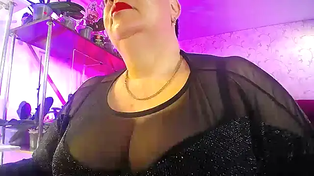  Sweet Woman online show from April 5, 5:26 am