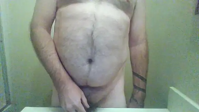 Snapshot of WatchinU82 chatting on September 12, 7:25 pm WatchinU82 online show from September 12, 7:25 pm