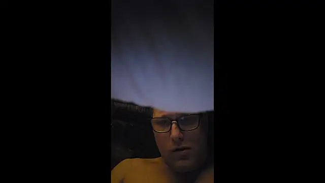 Snapshot of mneuert@xh chatting on February 19, 4:41 am mneuertxh online show from February 19, 4:41 am