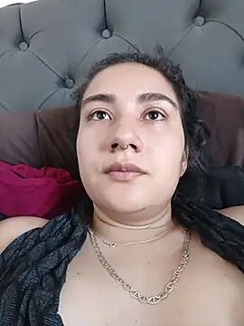 Snapshot of Hellen_Alex chatting on February 5, 2:00 pm Hellen Alex online show from February 5, 2:00 pm