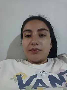 Snapshot of Hellen_Alex chatting on February 13, 2:02 pm Hellen Alex online show from February 13, 2:02 pm