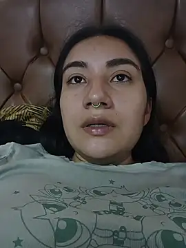 Snapshot of Hellen_Alex chatting on February 20, 1:11 pm Hellen Alex online show from February 20, 1:11 pm