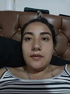 Snapshot of Hellen_Alex chatting on February 26, 3:00 pm Hellen Alex online show from February 26, 3:00 pm