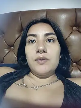 Snapshot of Hellen_Alex chatting on April 8, 1:44 pm Hellen Alex online show from April 8, 1:44 pm