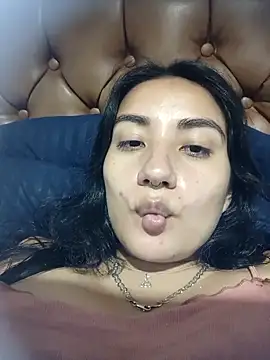 Snapshot of Hellen_Alex chatting on April 10, 2:00 pm Hellen Alex online show from April 10, 2:00 pm