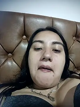 Snapshot of Hellen_Alex chatting on April 22, 1:56 pm Hellen Alex online show from April 22, 1:56 pm