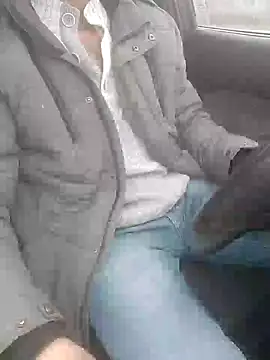 Snapshot of okan3456ok chatting on December 3, 6:15 am okan3456ok online show from December 3, 6:15 am