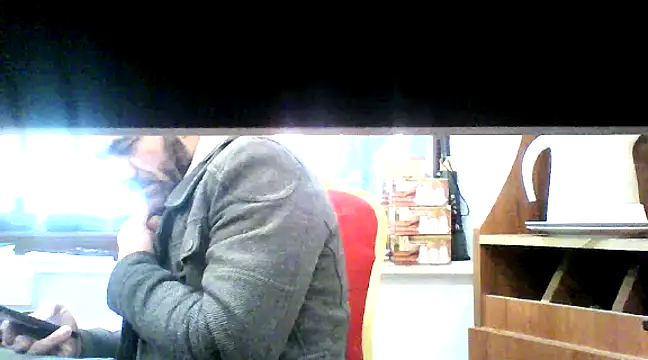 Snapshot of okan3456ok chatting on February 9, 9:58 am okan3456ok online show from February 9, 9:58 am