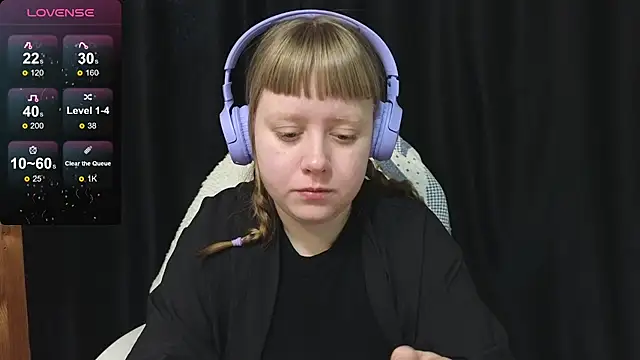 Snapshot of June_shy0 chatting on February 14, 7:38 am June shy0 online show from February 14, 7:38 am