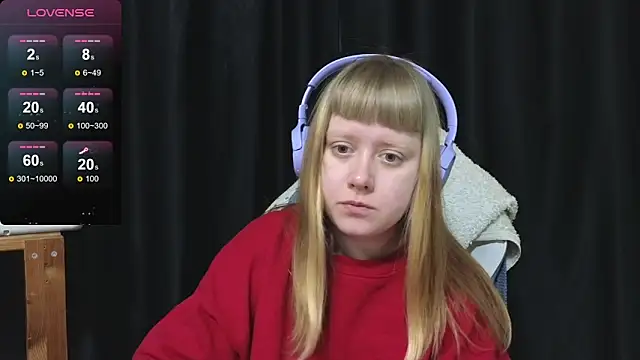 Snapshot of June_shy0 chatting on February 20, 6:48 am June shy0 online show from February 20, 6:48 am