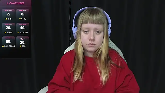 Snapshot of June_shy0 chatting on February 26, 6:56 am June shy0 online show from February 26, 6:56 am