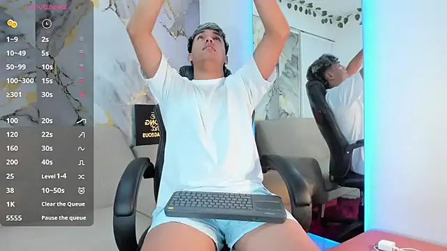 ryan carter08 online show from March 13, 3:13 am