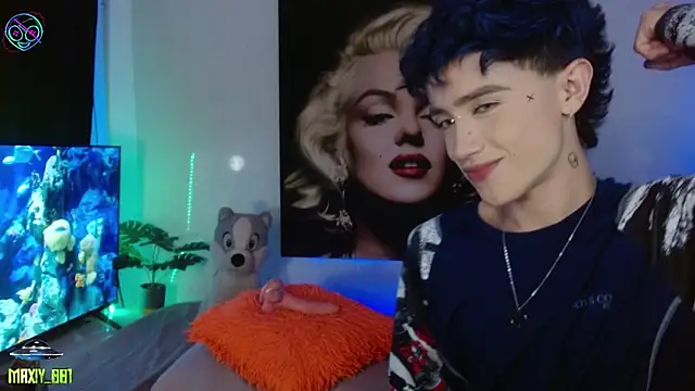 maxiy 001 online show from November 7, 6:46 am