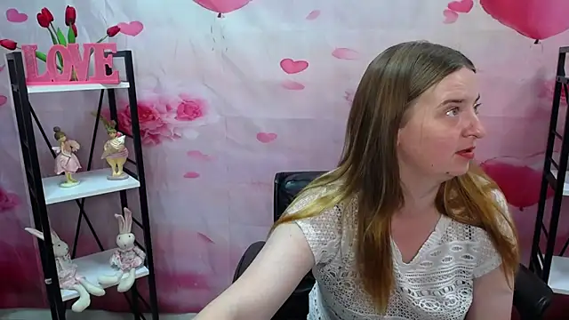 Snapshot of FreyaDak chatting on May 26, 5:09 pm FreyaDak online show from May 26, 5:09 pm
