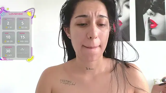 tammyandrade  online show from April 16, 1:12 pm