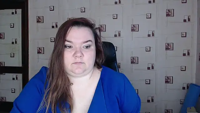 Snapshot of TasyaBigTTs chatting on October 20, 1:44 pm TasyaBigTTs online show from October 20, 1:44 pm