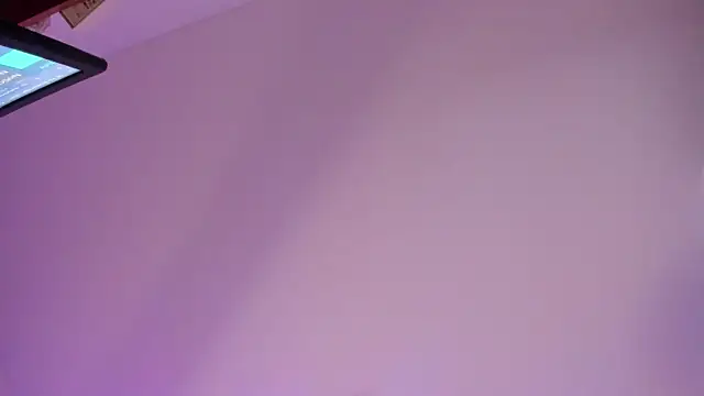 emiily15   online show from December 14, 6:34 pm