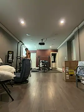 Snapshot of Desibabe69 chatting on April 5, 9:23 pm Desibabe69 online show from April 5, 9:23 pm