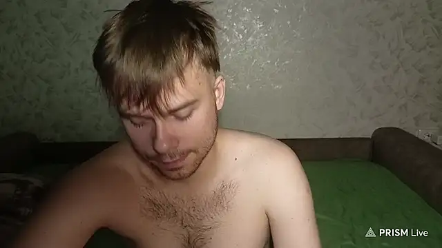 Snapshot of mike_peach chatting on December 21, 1:47 am mike peach online show from December 21, 1:47 am