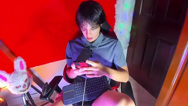 LilOwen  online show from February 2, 6:39 pm