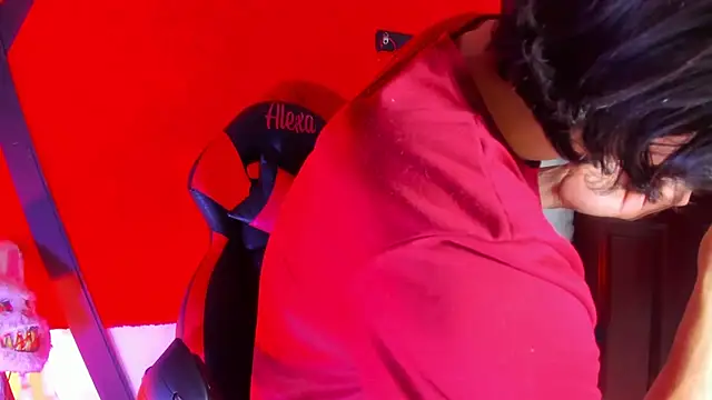 LilOwen  online show from March 12, 9:21 pm