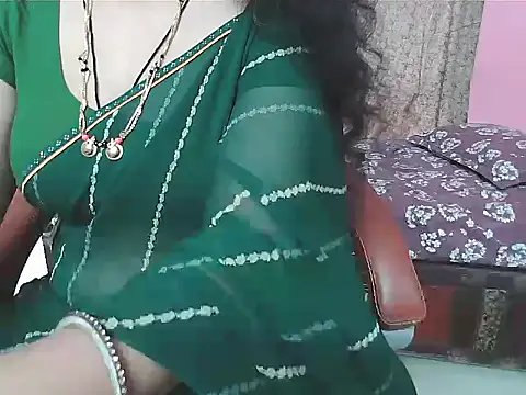 Snapshot of sunitha-3 chatting on September 30, 7:24 am sunitha-3 online show from September 30, 7:24 am