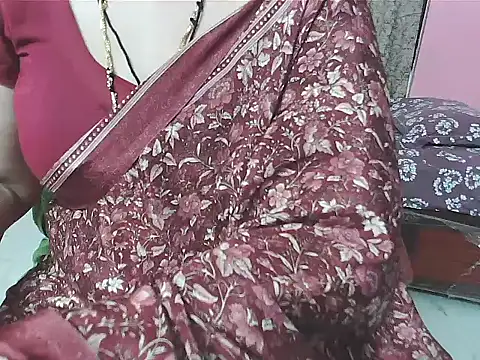 Snapshot of sunitha-3 chatting on October 14, 7:14 pm sunitha-3 online show from October 14, 7:14 pm