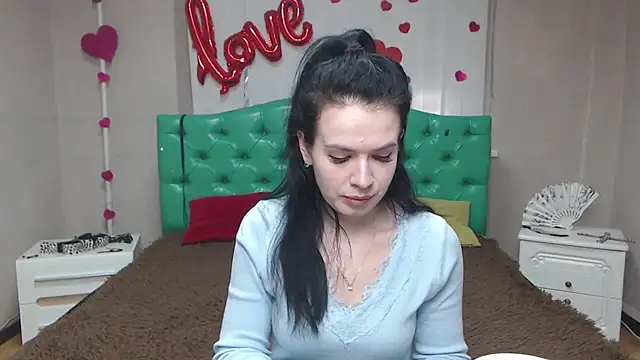 JasmineKouch online show from March 1, 7:10 am